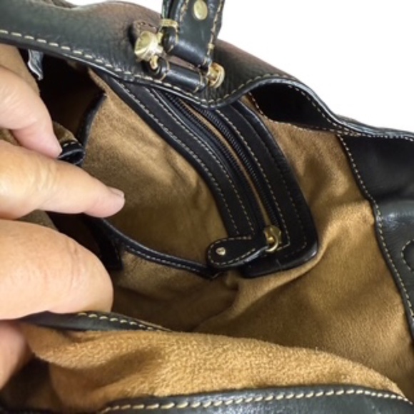 NWOT Liz Claiborne Black Pebble Leather Tote Bag - Picture 11 of 11